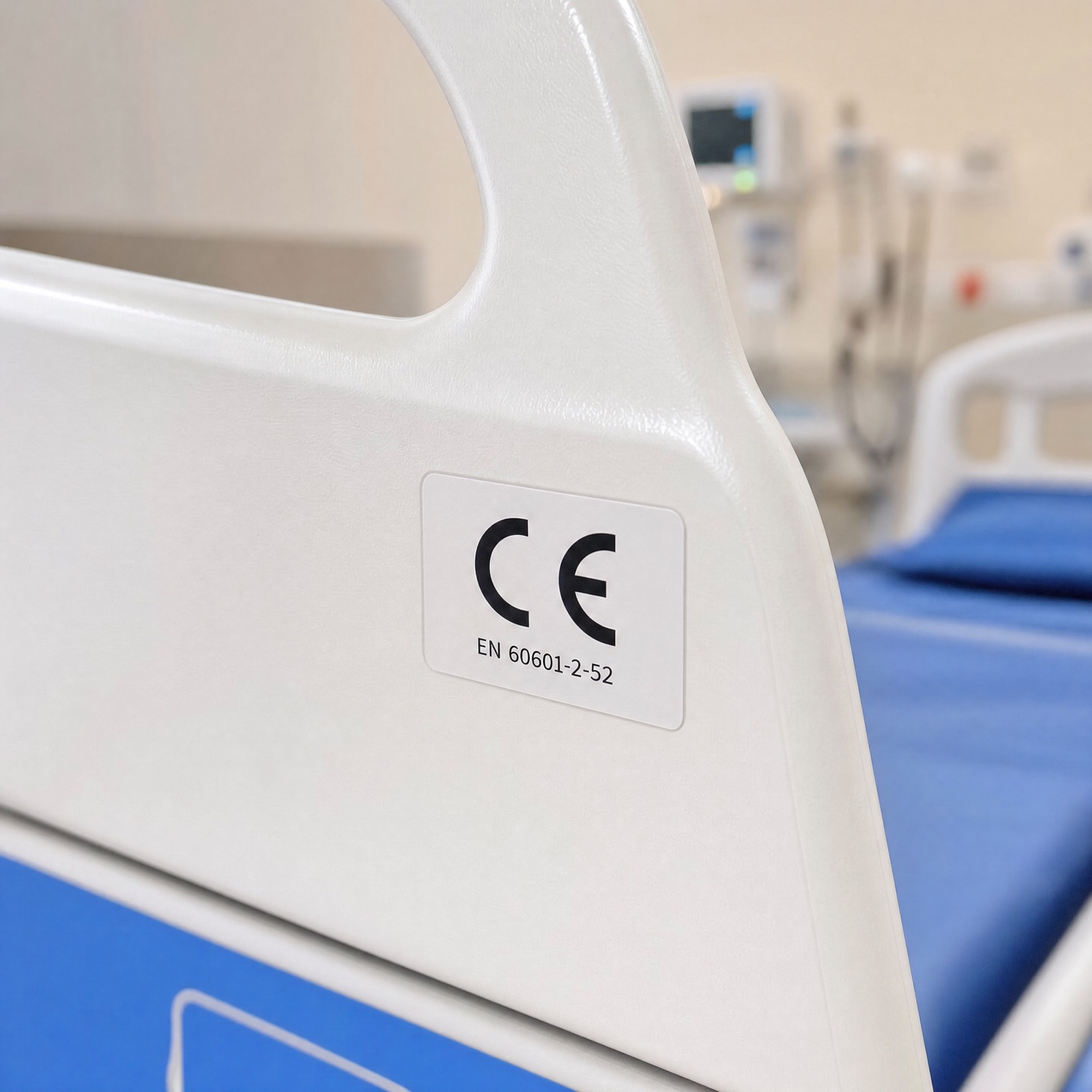Etiqueta de marcado CE en una cama hospitalaria